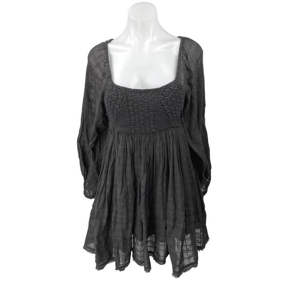 Free People Black Ari Smocked Crochet Boho Long Sleeve Mini Babydoll Dress Sz M - Picture 1 of 5